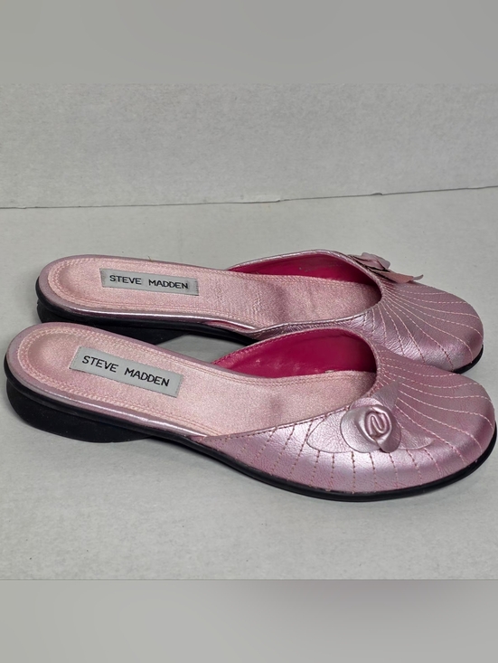 Steve Madden Shoes - Vintage  Steve Madden Razzy Sandals Size 6B Leather Metalic Pink Slip On Slides